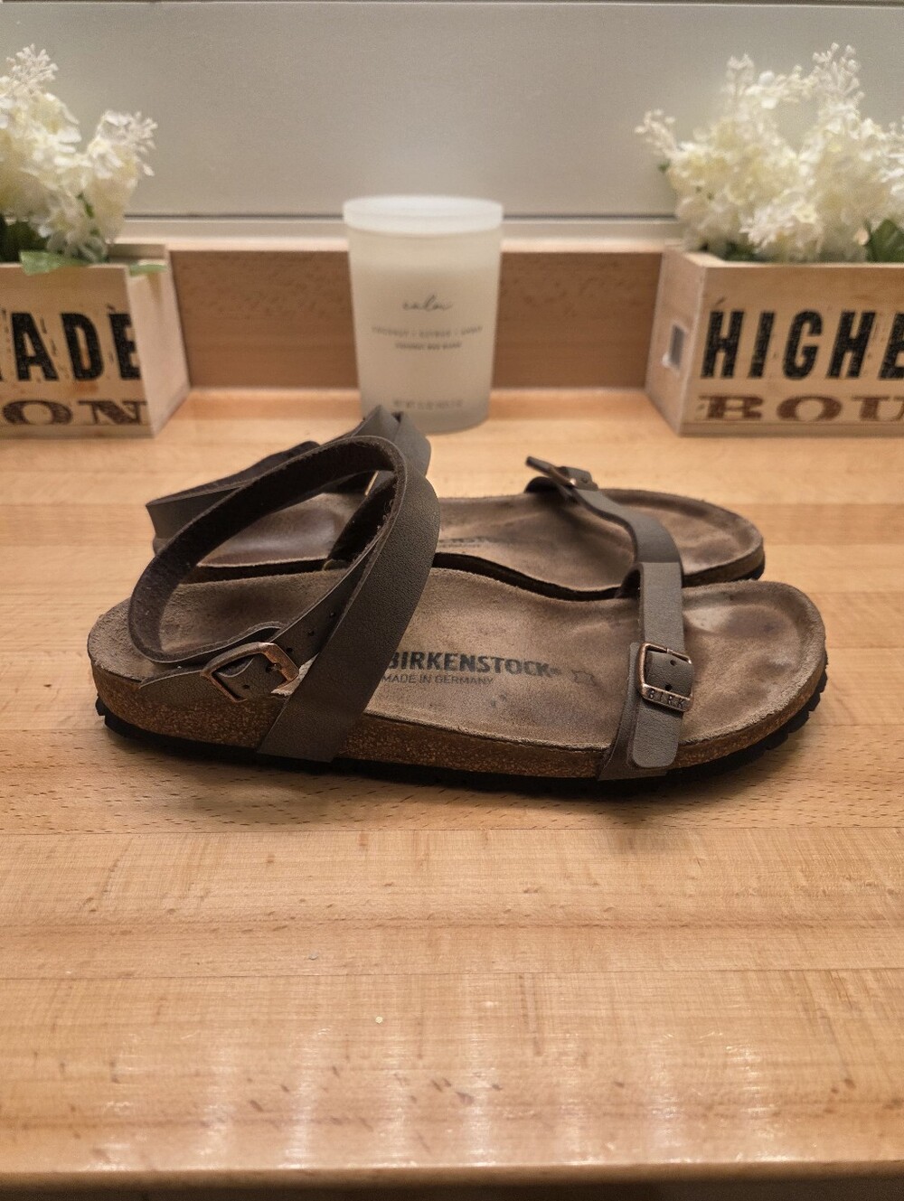 Birkenstock Yara Sandals Mocha Brown Birko-Flor Women's Size EU 39